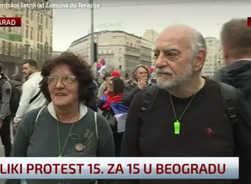 BRAČNI PAR STIGAO NA PROTEST U BEOGRAD: Pred kamerama rekli zašto su tu