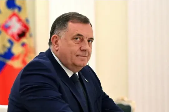 Dodik zbunjuje izjavama, tvrdi da je RS napadnuta pa prijeti: ‘Znamo kako ćemo se odbraniti’