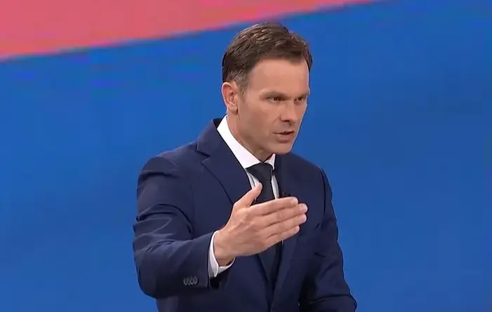 VUČIĆ NAPUSTIO VMA! Oglasio se Siniša Mali, evo u kakvom je stanju predsjednik Srbije